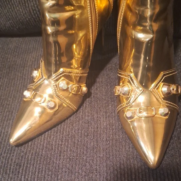 Azalea Wang Metallic Gold Ankle Boots - Picture 3 of 10